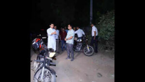 Min inspects broken roads, blames govt voted out 21 months back