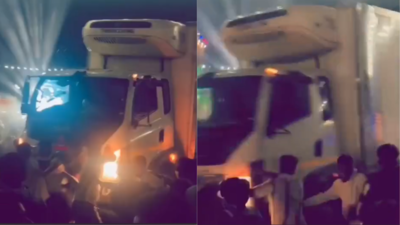 9 dead, 22 injured as truck ploughs into Ganpati procession in Karnataka's Hassan