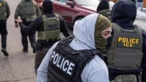 US judge blocks New York's ban on ICE officers wearing face masks