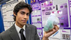 Meet Ameya Kharade, the 17-year-old Nashua student whose $1,800 brain-reading system aims to turn brain activity into speech at implant-like speeds without surgery
