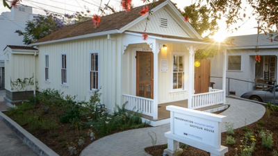 Built in 1897, Santa Monica's last intact shotgun house was nearly demolished in 1997; after multiple moves and restoration, it now serves as a preservation centre