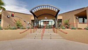 Palm Valley School closes after 74 years amid bankruptcy, leaving parents devastated; its 36-acre California campus with 53 classrooms is up for sale for $14 million
