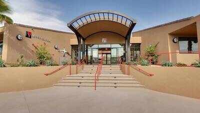 Palm Valley School closes after 74 years amid bankruptcy, leaving parents devastated; its 36-acre California campus with 53 classrooms is up for sale for $14 million