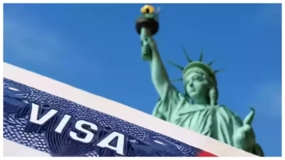 US House bill proposes raising serious H-1B violation fines from $35,000 to $250,000 and extending employer bans from at least 3 years to 10 years as Washington’s visa crackdown intensifies